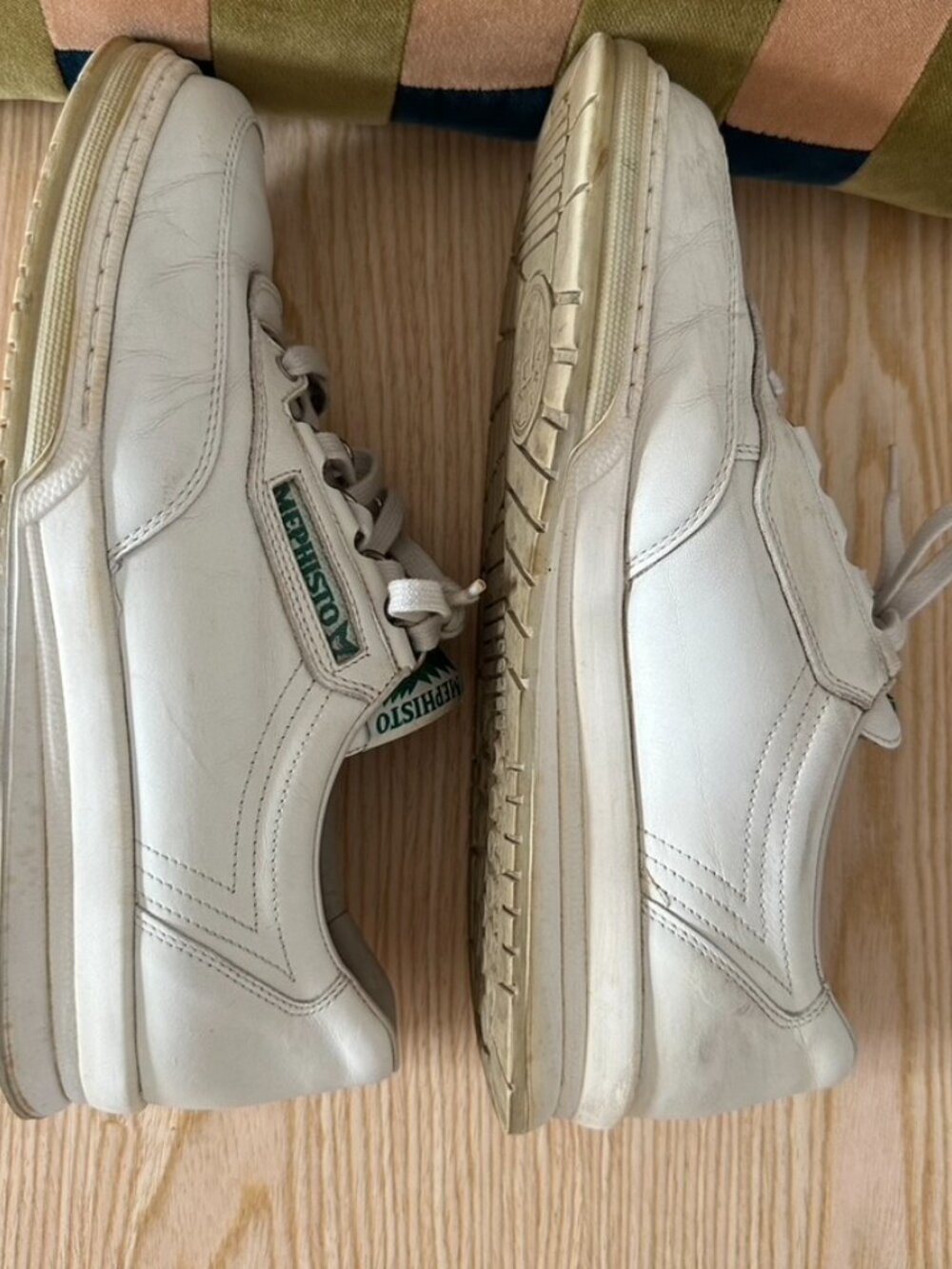 Women's Mephisto Sneakers - Picture 8 of 9